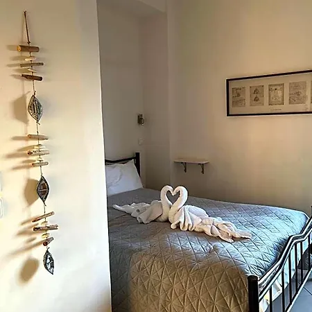 Готель Candia *
