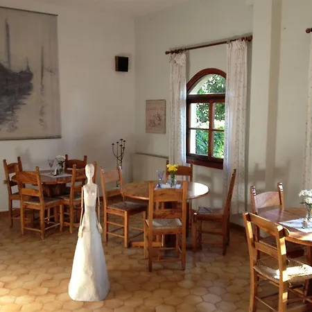 Candia Hotel